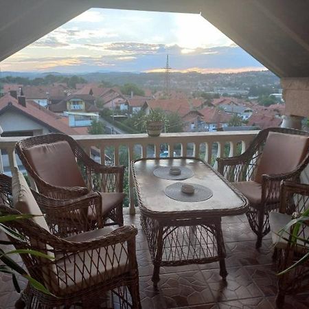 Apartman Salus Tuzla Bagian luar foto