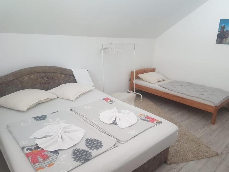 Apartman Salus Tuzla Bagian luar foto